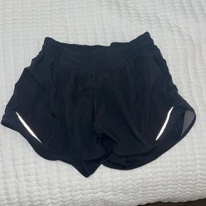 Lululemon hotty hot shorts